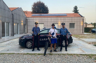 Cossato - Ruba una bici elettrica: Carabinieri lo fermano dopo pochi minuti