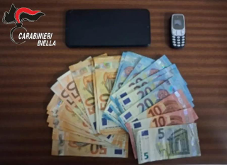 Salussola - Spaccio di droga: due arresti e cascina trasformata in "market"