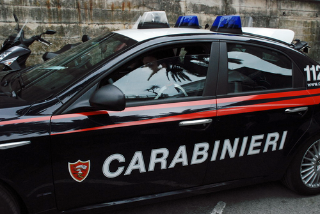 Biella - Guida in stato di ebbrezza: una 67enne provoca incidente, illesa 23enne