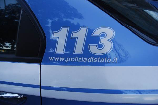 Biella - Espulsi due stranieri condannati per reati gravi: uno fingeva di avere famiglia in Italia