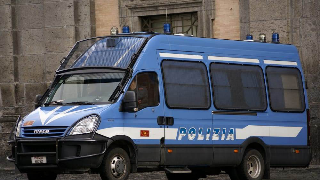 Biella - Interrogato il muratore accusato di sequestro e stupro: “Tre violenze in poche ore”