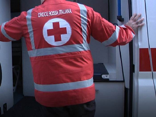 Viverone - Urtato da un’auto durante una manovra, ciclista ferito non gravemente