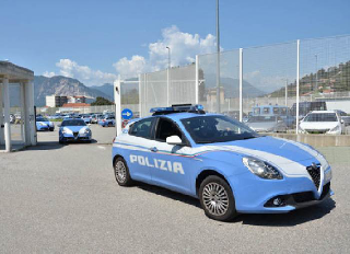 Biella - Fermato dalla Polizia un falso cittadino greco, arrestato per uso di documenti contraffatti